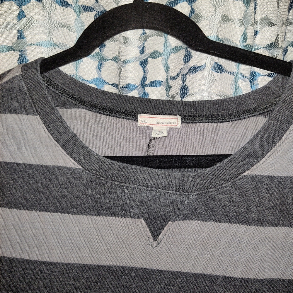 2 women's tops - Picture 5 of 7